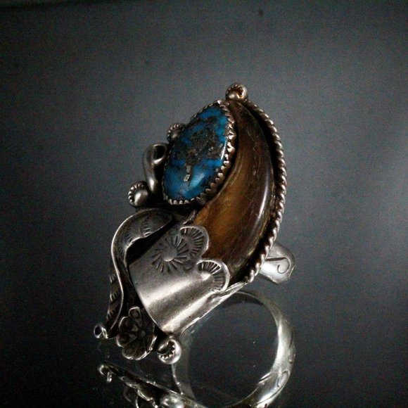 Vintage Sterling Silver Native American Navajo Morenci Turquoise Bear Claw Ring - Picture 5 of 14